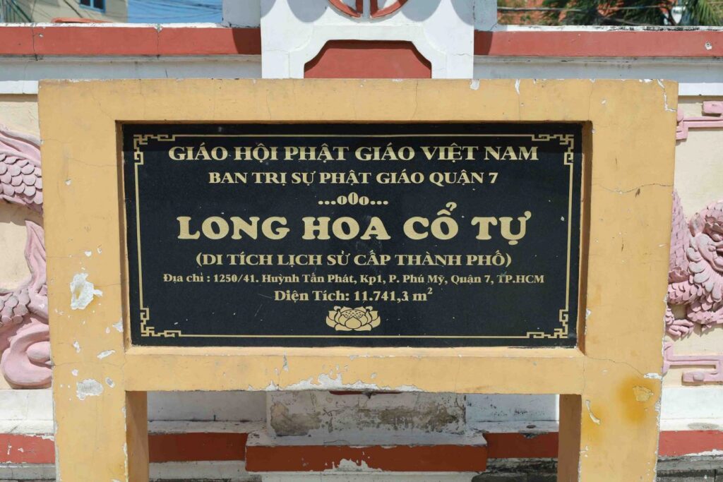 Chua long hoa 1 1392x928