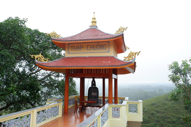 Chua tien lu3