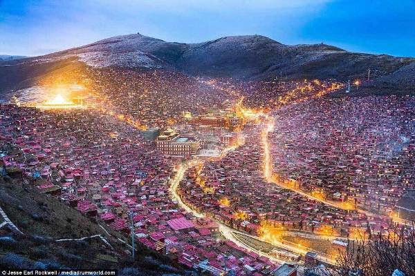 Larung gar6