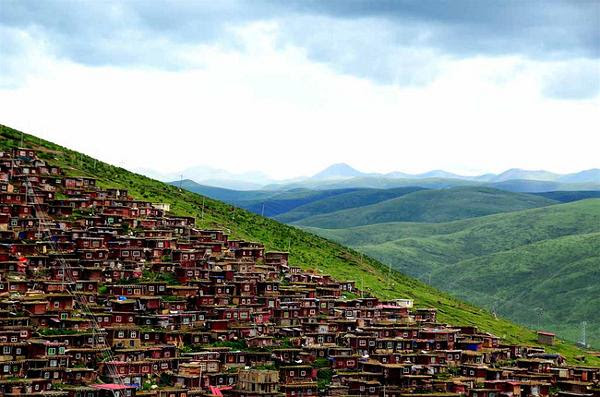 Larung gar7