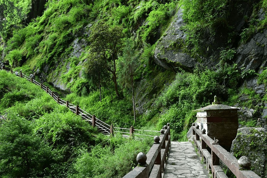 Paro taktsang 2 1696058046