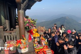 Ttxvn 0502 le hoi yen tu 642