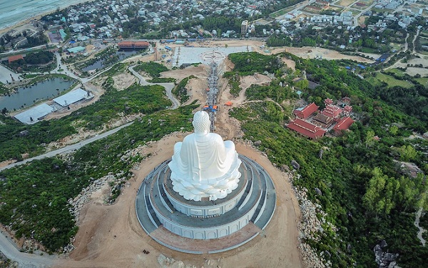 Tuong phat ngoi lon nhat dong nam a o binh dinh 2