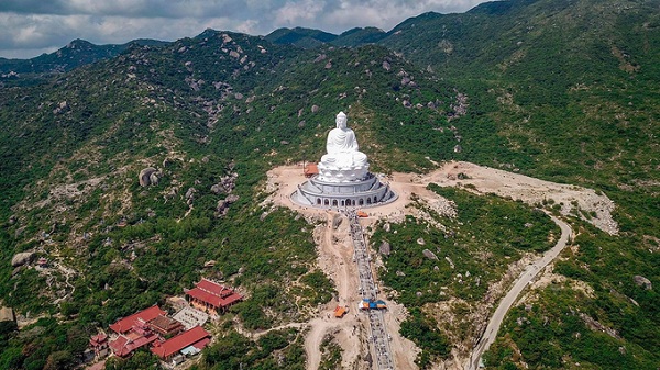 Tuong phat ngoi lon nhat dong nam a o binh dinh 6