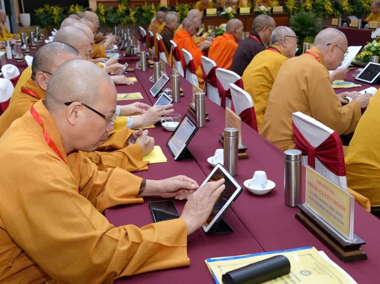 Z7055671446771 0504470a367877d8de539df54b5c83d2 5729 811