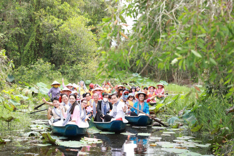 Mekong Du Ký II: “Dấu chân người mở cõi tại Đồng Tháp Mười”