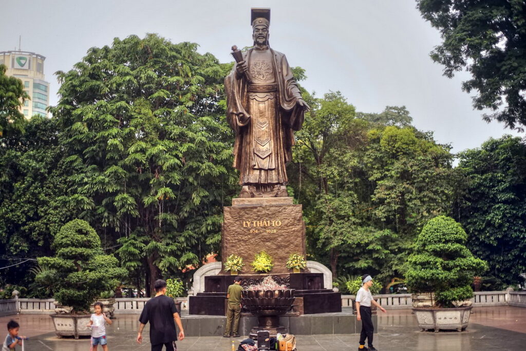 Vuon hoa ly thai to 10