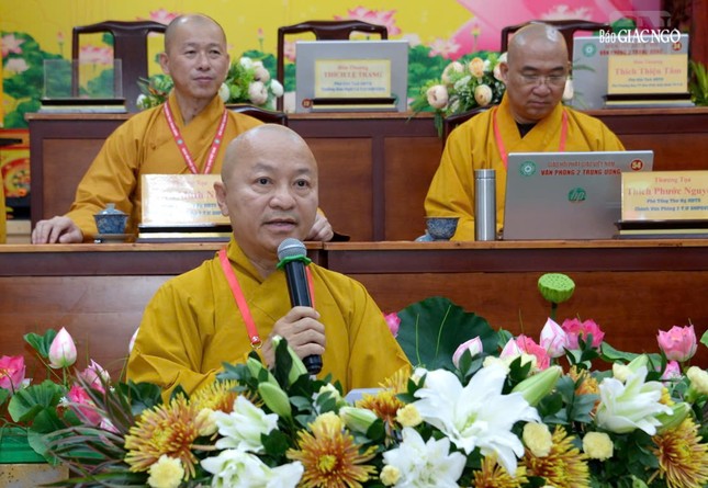 Downloads 00013 9935 2827