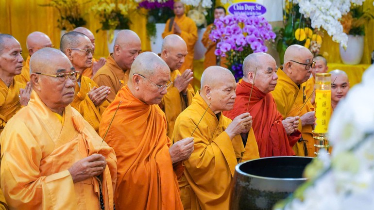 Z7131829569492 883083d805d21069721dcf26b4125010 8193 182