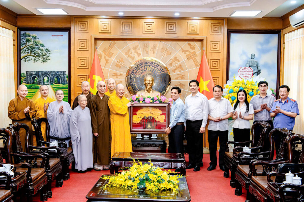 Z7136547140294 fe532f5d2c20fa5a349489ef7fa31f9b