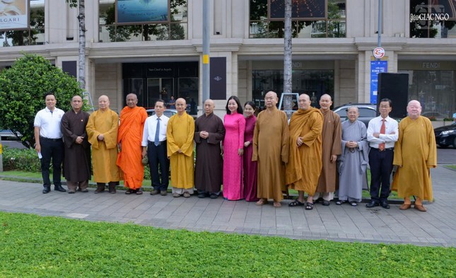 1c9d2747b2e53ebb67f44 9595