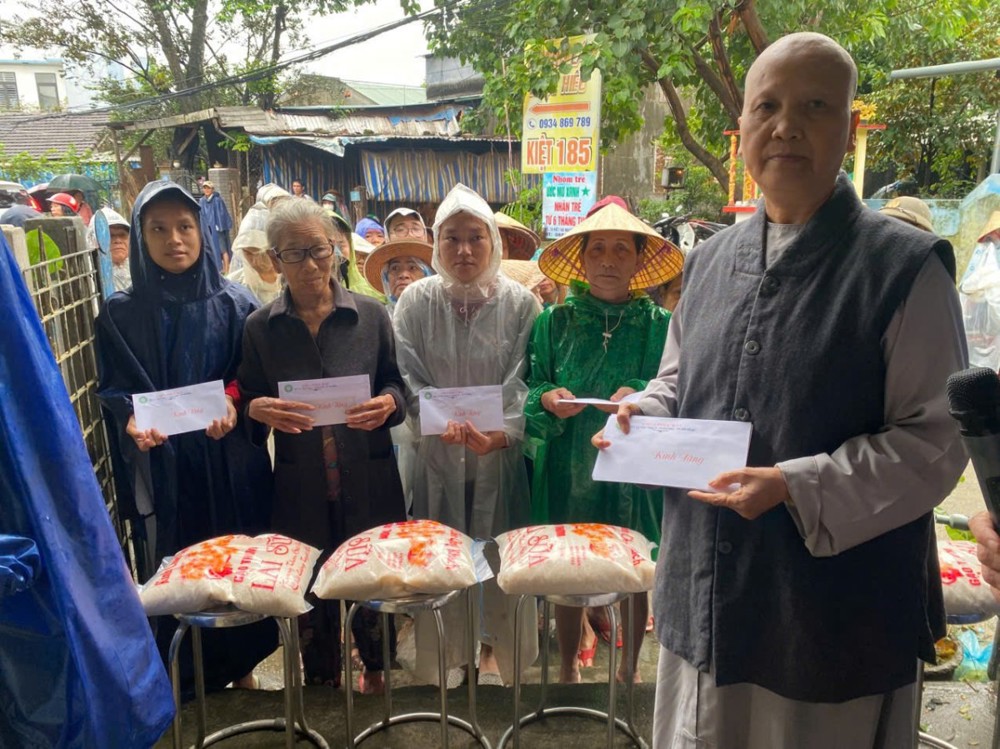 1f8be1ee f4fc 432e 8c4f 70fc57b0cb91 crop