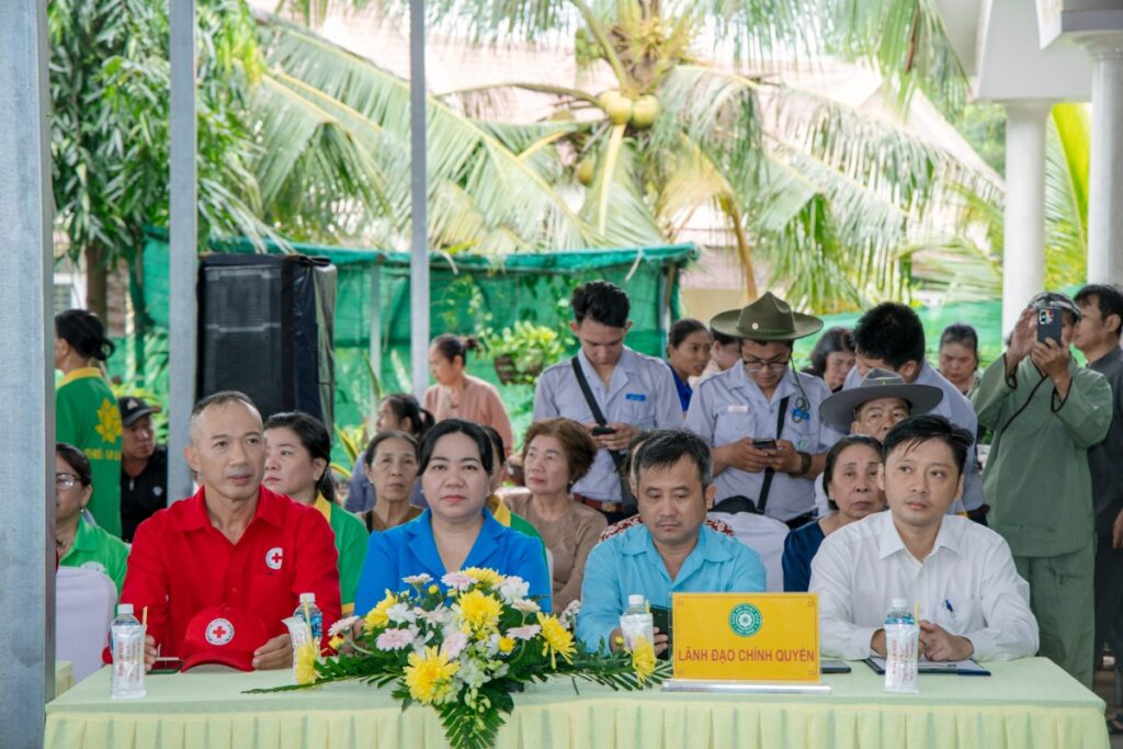 9eb5ac26 cb4f 43fd b000 09262ffdc8bd