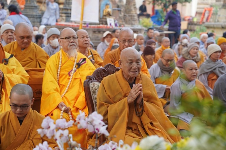 Ac02699a b420 42da 8173 c4f25c2cc17b crop