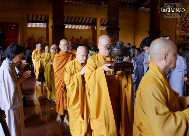 Bi thu tran luu quang 4147 8856