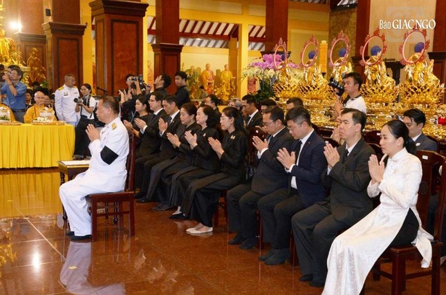 Bi thu tran luu quang 43 3339 5880