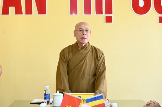 F008ac8f ba38 491b 85df 39b9fadc98c5 crop