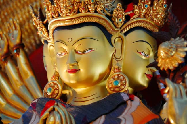 Phat giao kim cuong thua