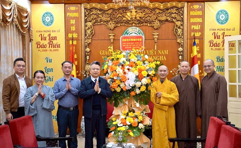 Z7195753708543 3329dcc6847f7a38dfcff72404992ce8 8242