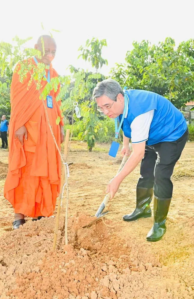 Z7271933464070 6c0e2b110493b73fca231232d2c7471c 6471 3869 840