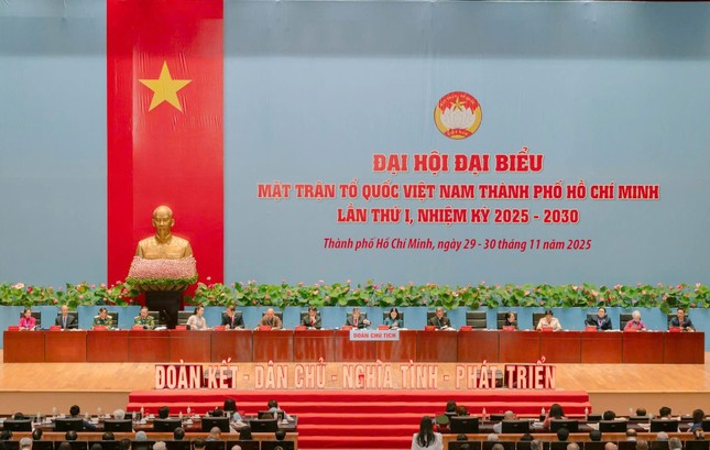 Z7274091184641 412a5cb8ae73b8956bd343d688515477 4998