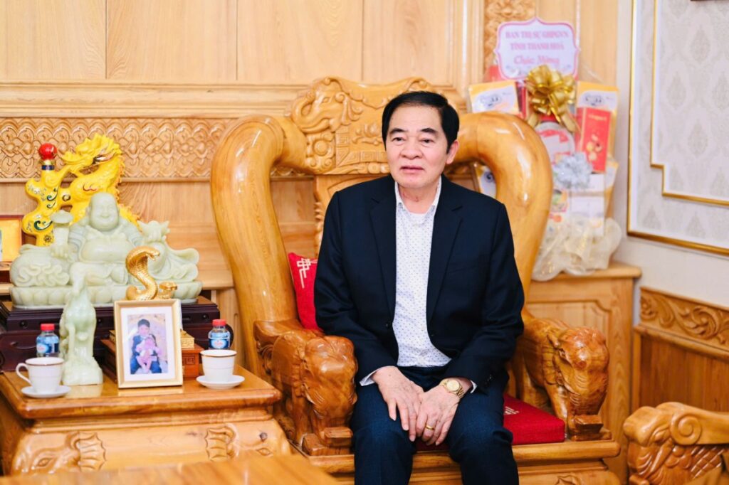 243b70ef df0a 4775 8116 5e06de2adb3c