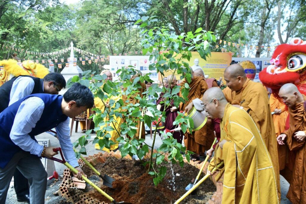 Cebfab61 dd30 4f6f 8f96 d542de381f59