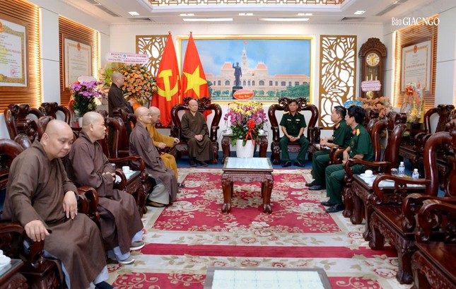 Downloads 00004 7817