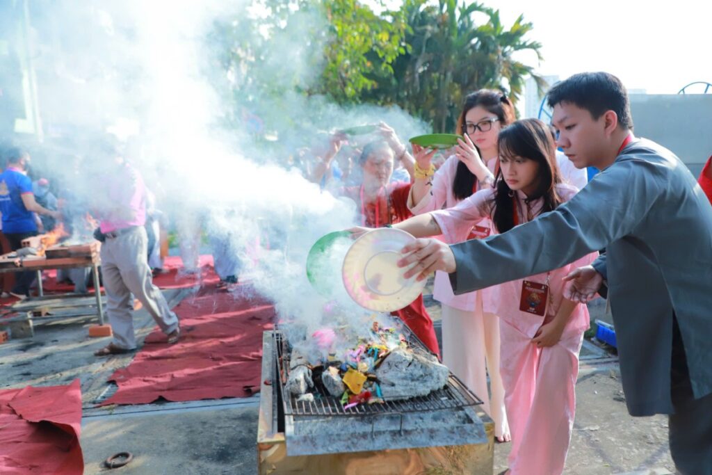 0558dde5 7aea 46fe 9984 07c67dfe0973