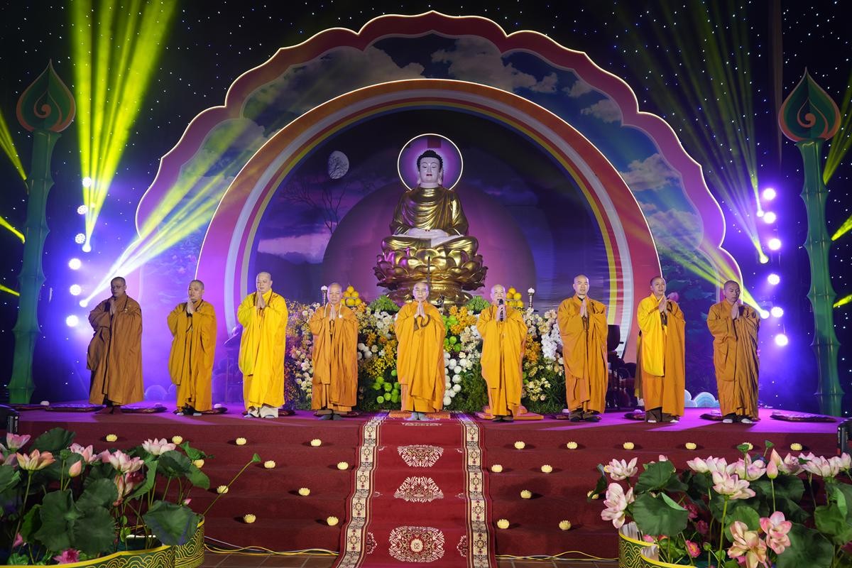 B8143749 52fc 49df 8cfd f9eea45c36a4