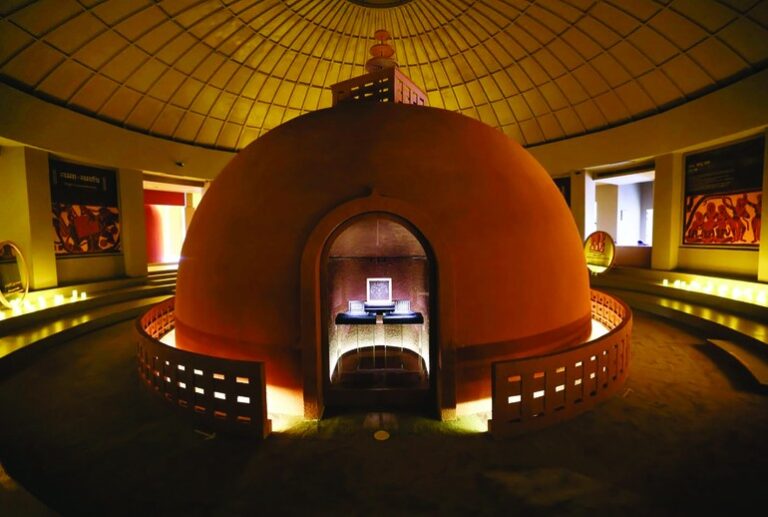 Mo hinh thap sanchi 6360