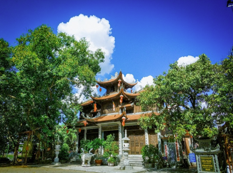 Tapchinghiencuuphathoc chua dien khanh chua thanh ngoi co tu linh thieng be the o lang son