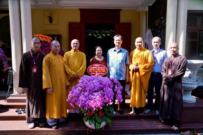 7fc63b48 4629 4f89 8860 89b00c82563b crop