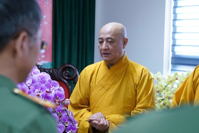 C6f69613 2aa8 4f08 ae53 2b7af1251ed4 crop