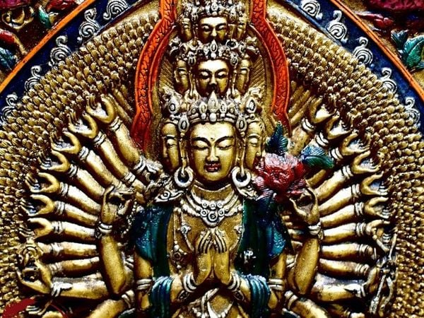 Quan am thap nhat dien 1 9abc2a1965b048638019c357276f4cc5 grande