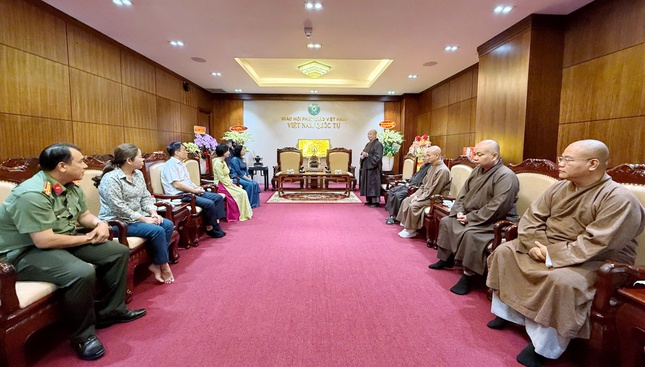 Z7502445844536 a055084e1d0a3fd9df1e21adfcded29e 6430