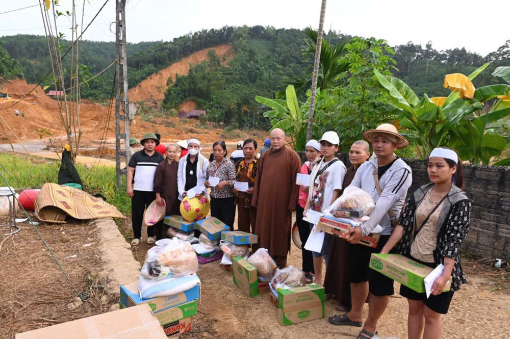 Z7533790374731 6920ad361ea93617260a5630f18bf603