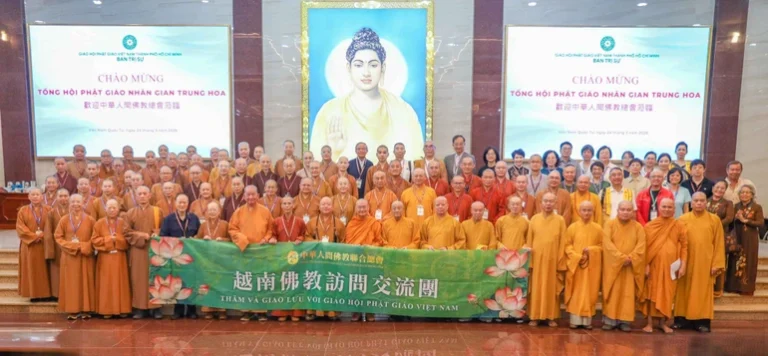 Ntai4675 3250 2406.jpg