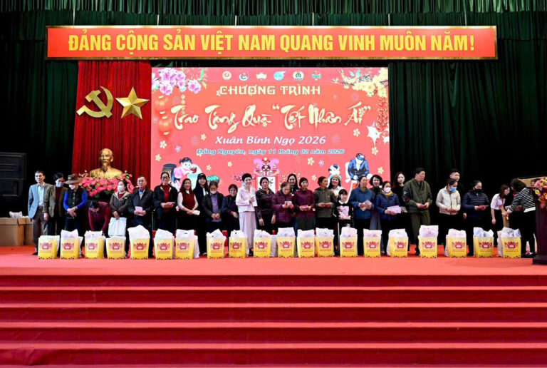 Z7597097753117 25183d250720302855fbe89365dc322d