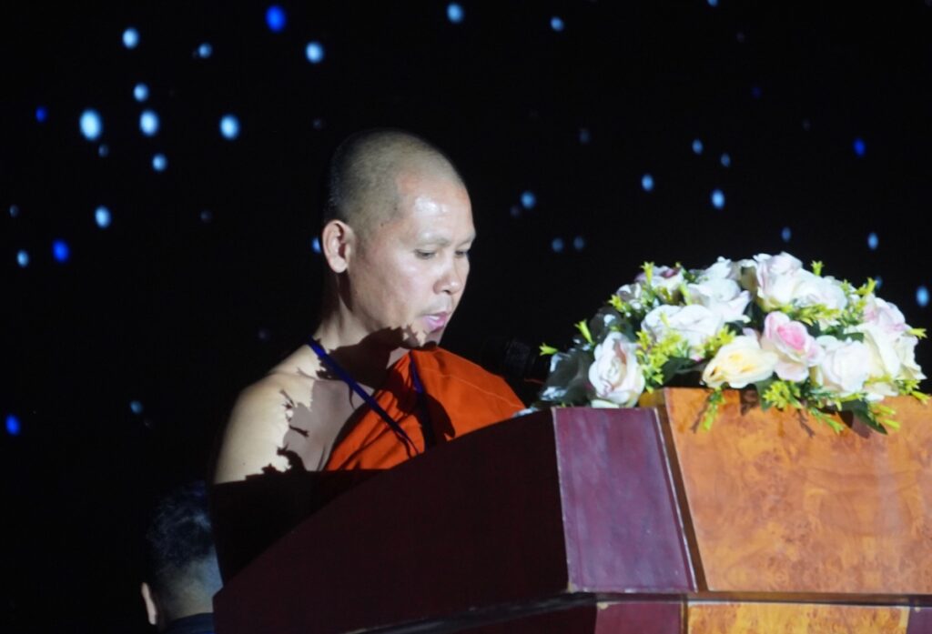 09c26e21 2944 44e3 86b2 2d72e904af7a