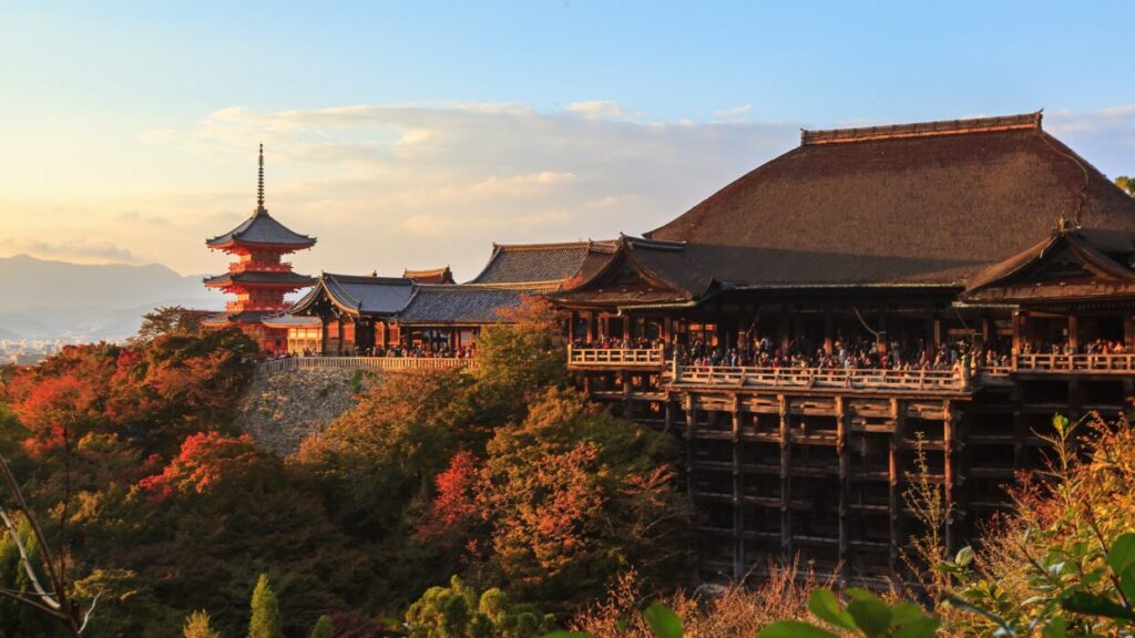 Landscape,Of,Kiyomizu dera,Ancient,Temple,At,Sunset,During,Autumn,Season,