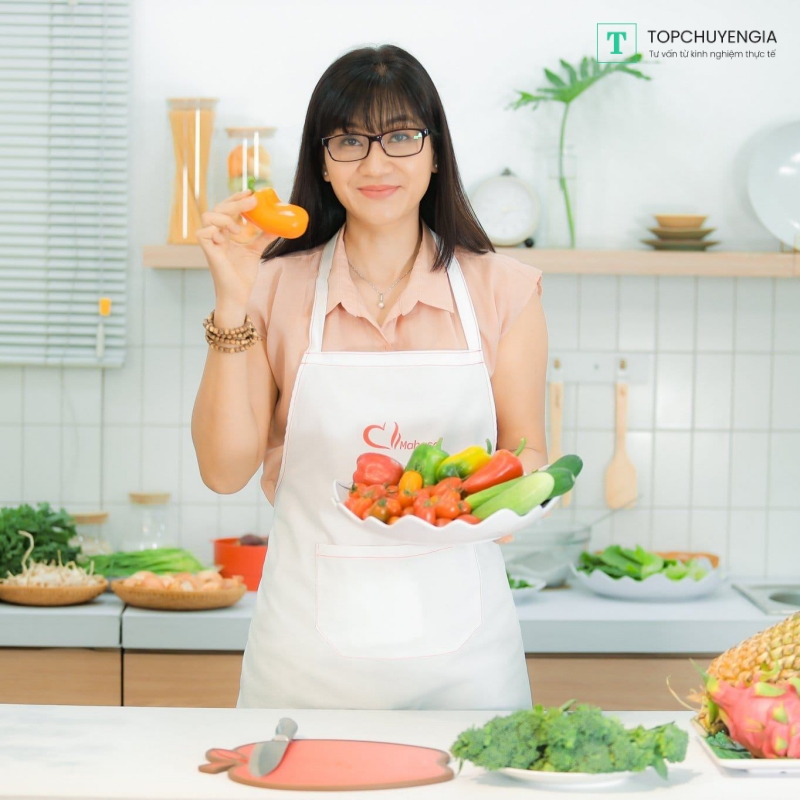 Bac si dinh duong mai hang 1