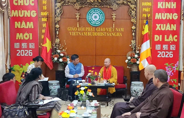 Z7728774640221 7b1087e986fecb2eb6cb9cfd23f47e2f 9947 3953.jpg