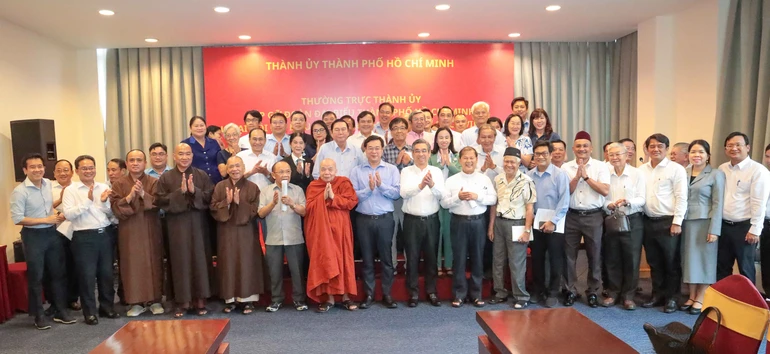 Ntai7593 5477 7314.jpg