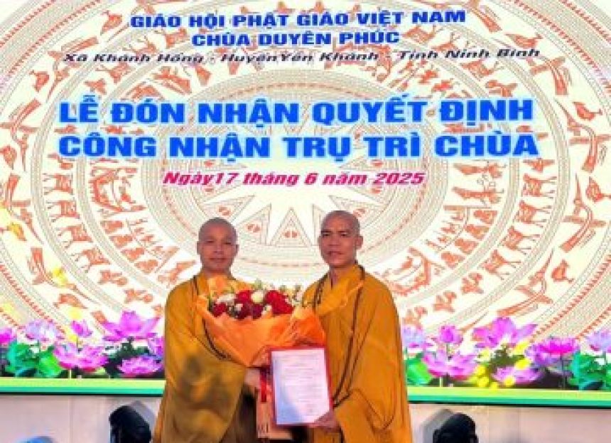 Ninh Bình: Trao quyết định bãi nhiệm trụ trì động Duyên Phúc và bế giảng khóa sinh hoạt hè