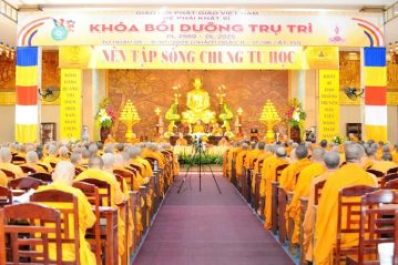 Hệ phái Khất sĩ khai mạc Khóa bồi dưỡng trụ trì tại pháp viện Minh Đăng Quang
