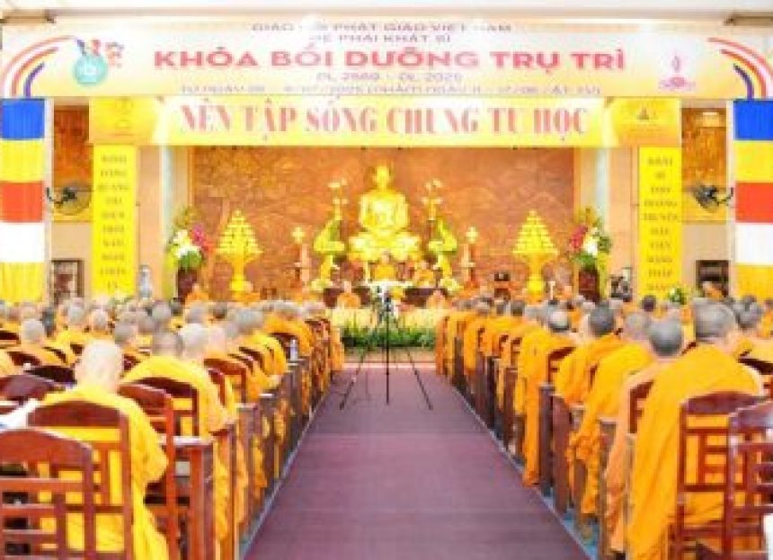 Hệ phái Khất sĩ khai mạc Khóa bồi dưỡng trụ trì tại pháp viện Minh Đăng Quang