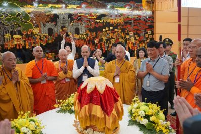 Hà Nội: Lễ cung nghinh Xá lợi Phật tại sân bay Nội Bài kết thúc hành trình 17 ngày cung rước tại miền Bắc