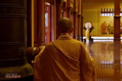 Trưởng lão Hòa thượng Chủ tịch Hội đồng Trị sự đề nghị cử chuông trống cầu quốc thái dân an vào 6g sáng 1-7