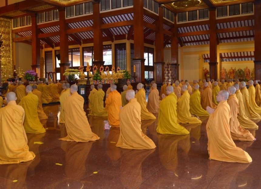 Tụng kinh là thuyết pháp